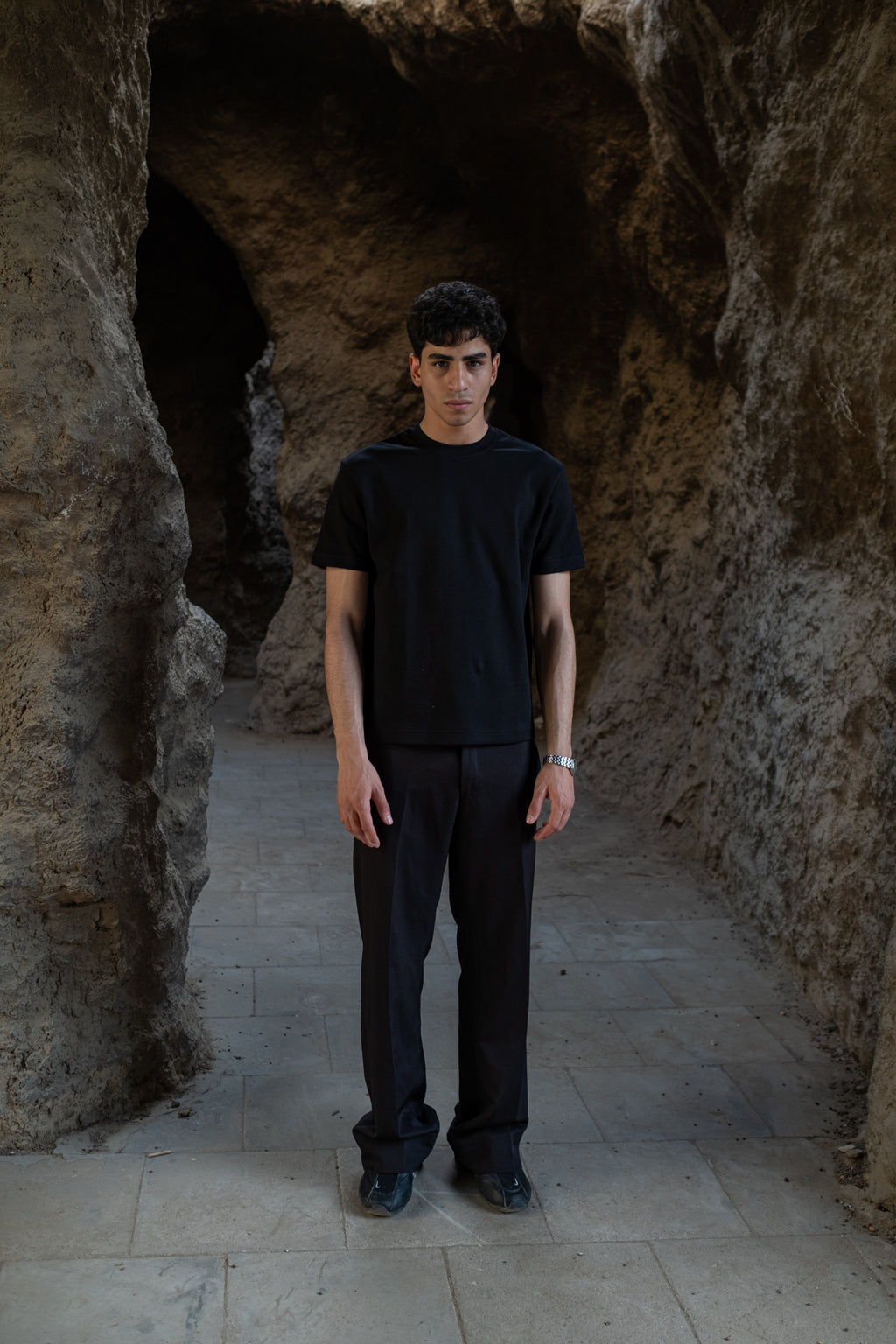 PREMIUM REGULAR BLACK T-SHIRT
