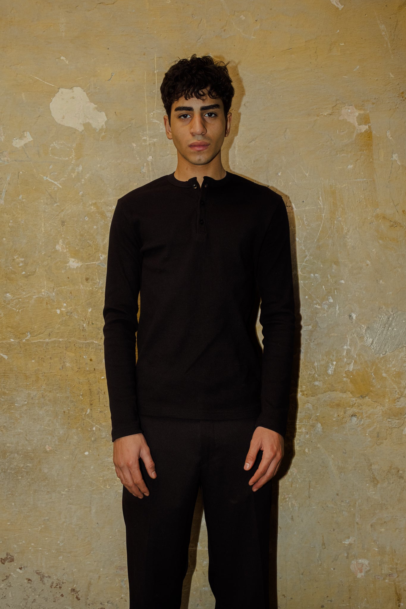 Henley Shirt black